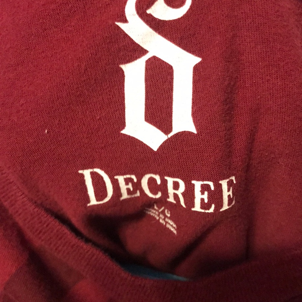 Decree Tee - Picture 2 of 3